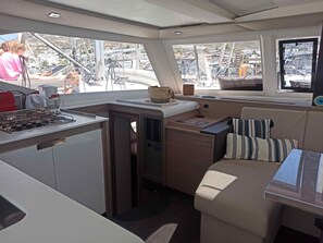 Interior - Sun-Kissed Sailing Adventure in the Stunning Islas Cícladas (Paros)