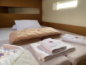 2 bedrooms, in-room safe - Sun-Kissed Sailing Adventure in the Ionian Islands, Lefkada (Lefkada)
