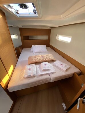 2 chambres, coffres-forts dans les chambres