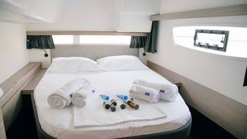 4 chambres, coffres-forts dans les chambres
