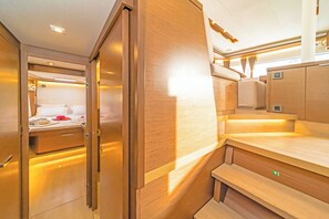 6 chambres, coffres-forts dans les chambres