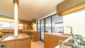 Private kitchen - Sun-Kissed Sailing Adventure in the Dodecanese Islands (Kos)