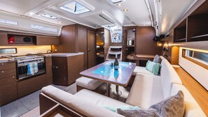 Interior - Sun-Kissed Sailing Adventure in the Ionian Islands, Lefkada (Lefkada)