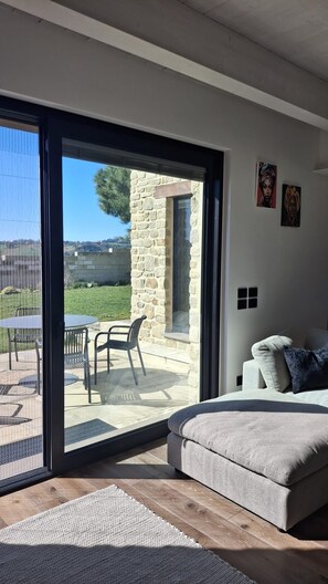 Smart TV, fireplace - Maison Lagerstroemie -Exclusive Villa with Private Pool in Le Marche, Filottrano (Filottrano)