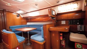 Interior - Sun-Kissed Sailing: A Luxurious Beach Experience in Nikiti, Macedonia (Nikiti)