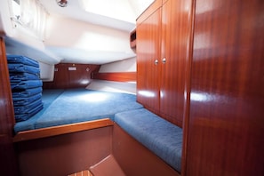 2 chambres, coffres-forts dans les chambres