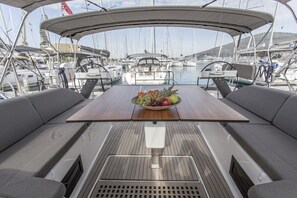 Outdoor dining - Sun-kissed Sailing Adventure in the Ionian Islands (Preveza)
