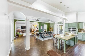 Interior - Private Resort | 95° Pool + 4 Baths Near Pearl (San Antonio)