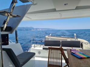 Outdoor dining - Sun-Kissed Sailing Adventure in the Ionian Islands, Lefkada (Lefkada)