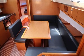 Dining - Sun-Kissed Sailing Adventure in Islas Sarónicas (Alimos)