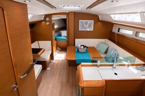 2 bedrooms - Sun-Kissed Sailing Adventure in the Ionian Islands, Lefkada (Lefkada)