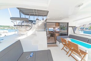 Outdoor dining - Sun-Kissed Sailing Adventure in the Ionian Islands, Lefkada (Lefkada)