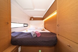 4 bedrooms, in-room safe - Sun-Kissed Sailing Adventure in the Ionian Islands, Lefkada (Lefkada)