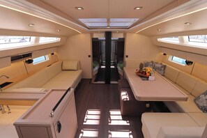 Room - Sun-Kissed Sailing Adventure in the Saronic Islands (Laurium)