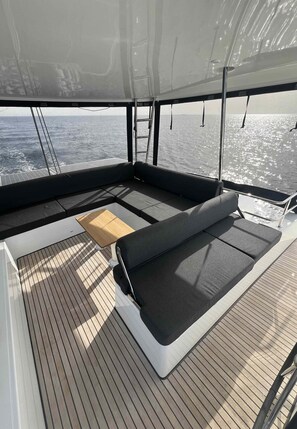 Terrace/patio - Sun-Kissed Sailing Adventure in Islas Sarónicas (Alimos)