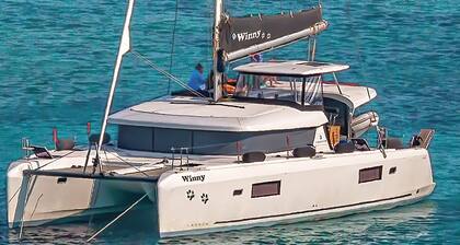 Sun-Kissed Sailing Adventure in the Stunning Cyclades Islands