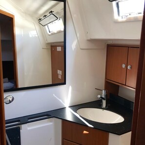 Shower - Sun-Kissed Sailing Adventure in the Ionian Islands, Lefkada (Lefkada)