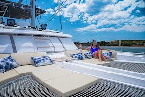 Property grounds - Sun-Kissed Sailing Adventure in Islas Sarónicas (Alimos)