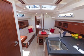 Interior - Sun-Kissed Sailing Adventure in the Ionian Islands, Lefkada (Lefkada)