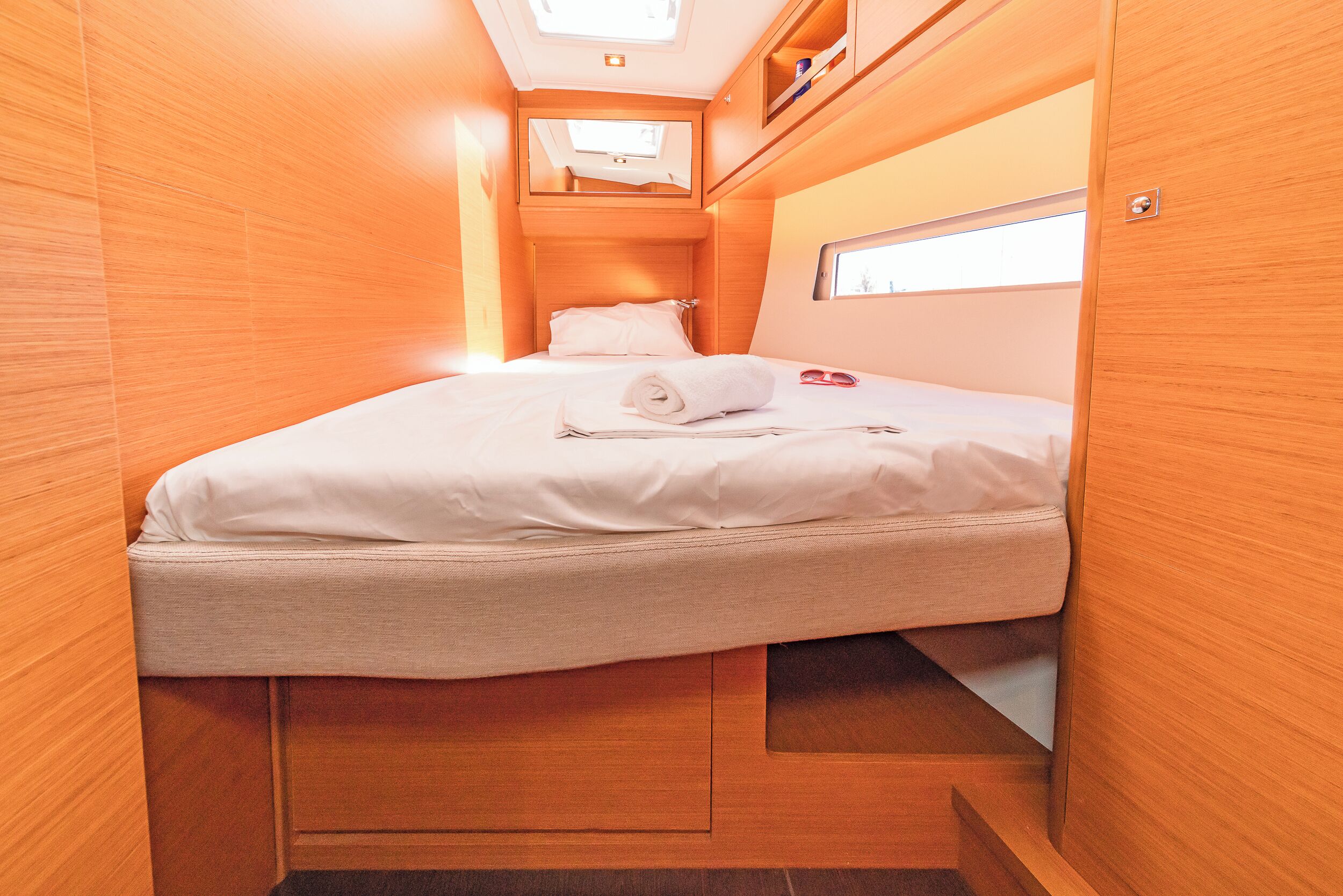 4 bedrooms, iron/ironing board