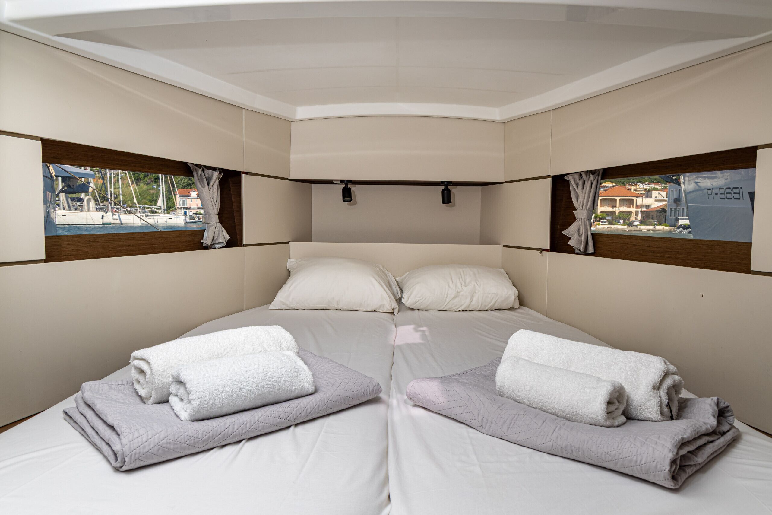 2 bedrooms
