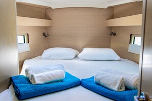 3 bedrooms - Sun-Kissed Sailing Adventure in the Ionian Islands, Lefkada (Lefkada)
