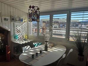 Apartment, 1 Bedroom | Dining room - Stylish Loft - Amazing Views (Geneva)