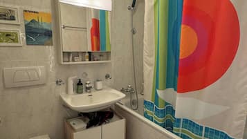 Apartment, 1 Bedroom | Bilik Mandi
