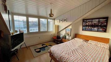 Apartment, 1 Bedroom | 2 bedrooms
