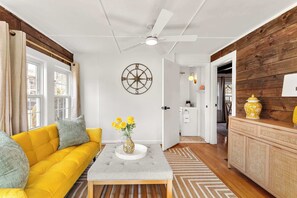 TV, table football, offices - 450 ft to Raycroft Beach, Game Room, Dog Friendly! (Dennis)