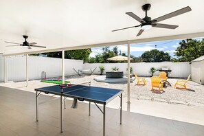 Terrace/patio - Modern home with Jacuzzi/ Near Siesta Key Beach (Sarasota)