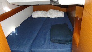 3 bedrooms - Sun-Kissed Sailing Adventure in Islas Sarónicas (Alimos)