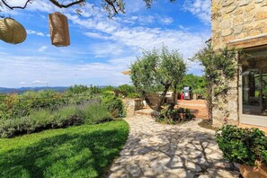 Terrace/patio - Villa with separate guesthouse with panoramic view (Montauroux)