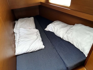 Room - Sun-Kissed Sailing Adventure in the Ionian Islands (Kontokali)