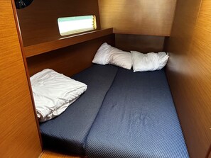 Room - Sun-Kissed Sailing Adventure in the Ionian Islands (Kontokali)