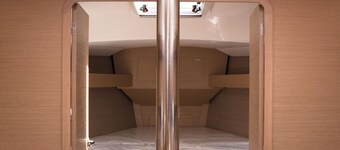 Sun-Kissed Sailing: A Luxurious Beach Experience in Nikiti, Macedonia