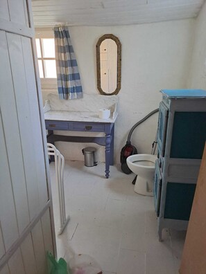Interior - 4 kms from Beaumont du Périgord House with terrace. Pets allowed (Beaumontois en Périgord)