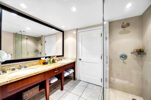 Dusche, Designer-Toilettenartikel