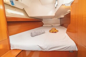 2 bedrooms, in-room safe