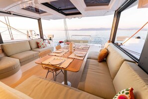 Outdoor dining - Sun-Kissed Sailing Adventure in the Ionian Islands, Lefkada (Lefkada)