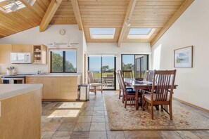 Dining - Ocean-view home with private hot tub, EV charger & fireplace (Sea Ranch)