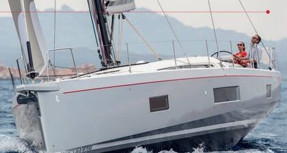 Sun-Kissed Sailing Adventure in the Saronic Islands