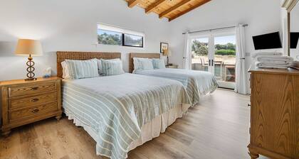 Ocean-view home with private hot tub & grill, dogs welcome