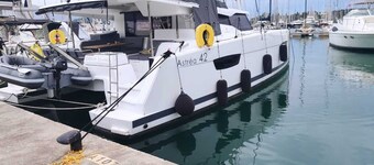 Sun-Kissed Sailing: A Luxurious Beach Experience in Nikiti, Macedonia