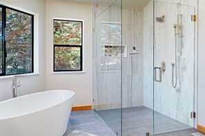 Shower, hair dryer, towels - Modern, Ocean View Home on the Golf Course with Private Hot Tub & 2 Fireplaces (Sea Ranch)