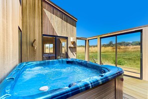 Terrace/patio - Modern, Ocean View Home on the Golf Course with Private Hot Tub & 2 Fireplaces (Sea Ranch)
