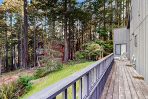 Property grounds - Meadow home with private hot tub near Black Point Beach (Sea Ranch)