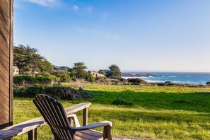 Property grounds - Obie Bowman-designed home with private hot tub near Black Point (Sea Ranch)