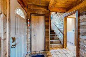 Interior - Sea Ranch home with hot tub & ocean views, dogs welcome (Sea Ranch)