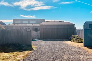 Exterior - Ocean-view blufftop home with courtyard on the meadow, dogs welcome (Sea Ranch)